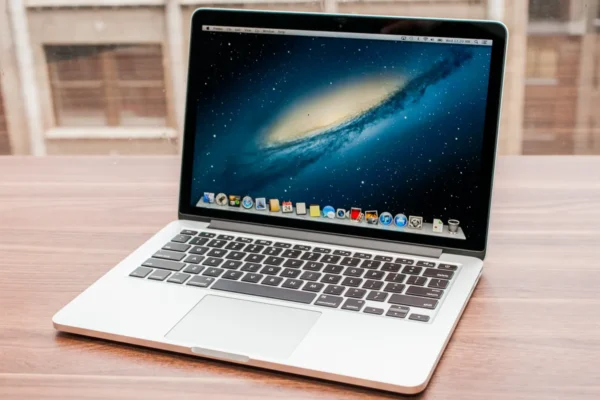 The MacBook Retina Display Technology